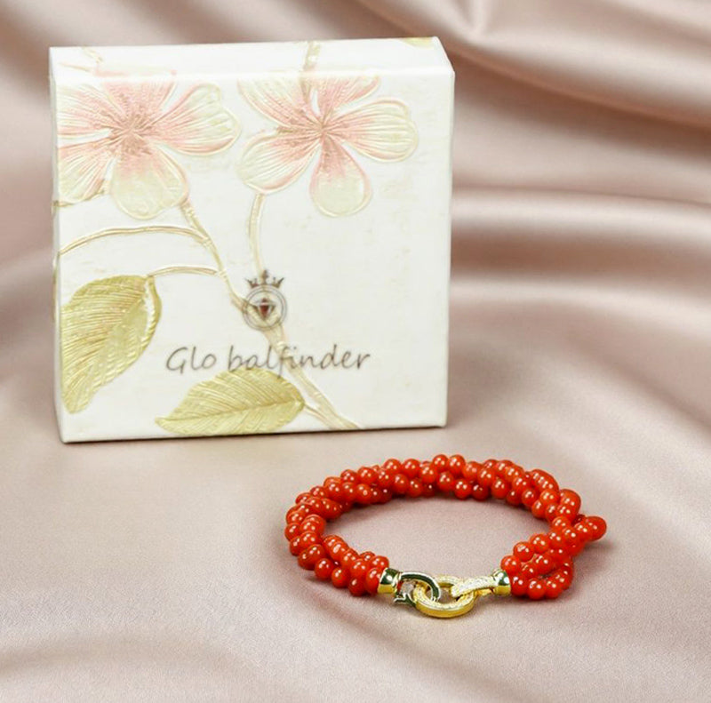 Natural red agate small round bead three-row bracelet – gold ring clasp for auspiciousness, good fortune, and protection from evil.