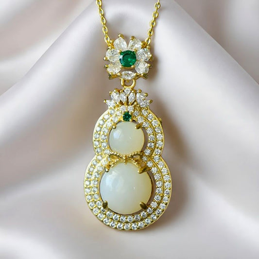 Gourd-Shaped 18K Gold Hetian Jade Necklace, Double-Layer Zircon Setting, Golden Corolla Clasp with Emerald, Symbolizing Fortune & Longevity