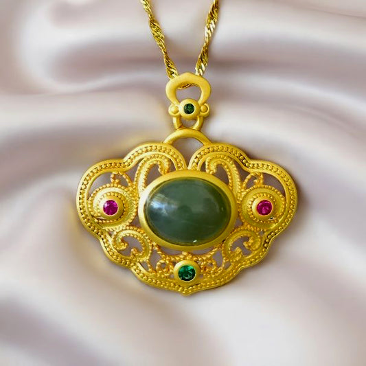 Court-style 18K openwork jade necklace / Suitable for everyday wear, banquets, and gifting