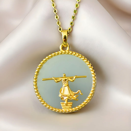 Hetian jade necklace with gold-patterned, exquisitely carved Sun Wukong (Monkey King) mythological figure reliefCraftsmanship.  Suitable for daily wear