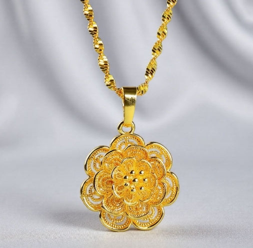 Golden Mirror Space Peony Blowing Wire Craft Necklace – Multi-layer Petal Stacked Blooming Design, Comes with an Exquisite Gift Box