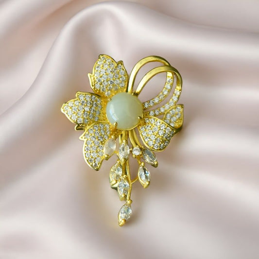 Hetian jade floral brooch | Gold-plated corsage inlaid with zircon, classic Oriental jewelry, comes in an exquisite gift box.