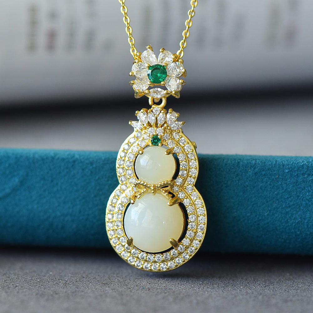 Gourd-Shaped 18K Gold Hetian Jade Necklace, Double-Layer Zircon Setting, Golden Corolla Clasp with Emerald, Symbolizing Fortune & Longevity