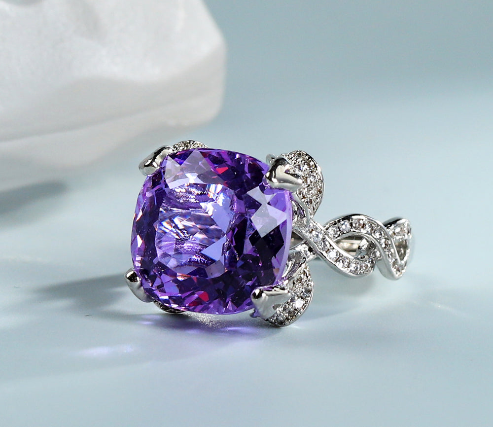 Amethyst large round gemstone vine ring, silver openwork vine band, embellished with white zircon, comes in an exquisite gift box.