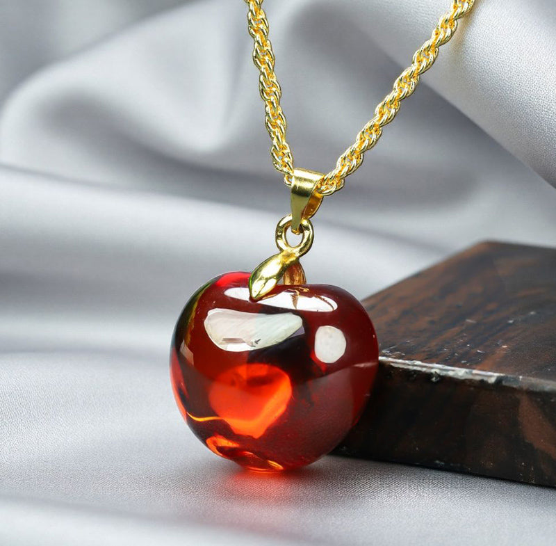 Red crystal apple auspicious necklace – gold braided chain, symbolizing good fortune and peace, comes in a beautiful gift box.