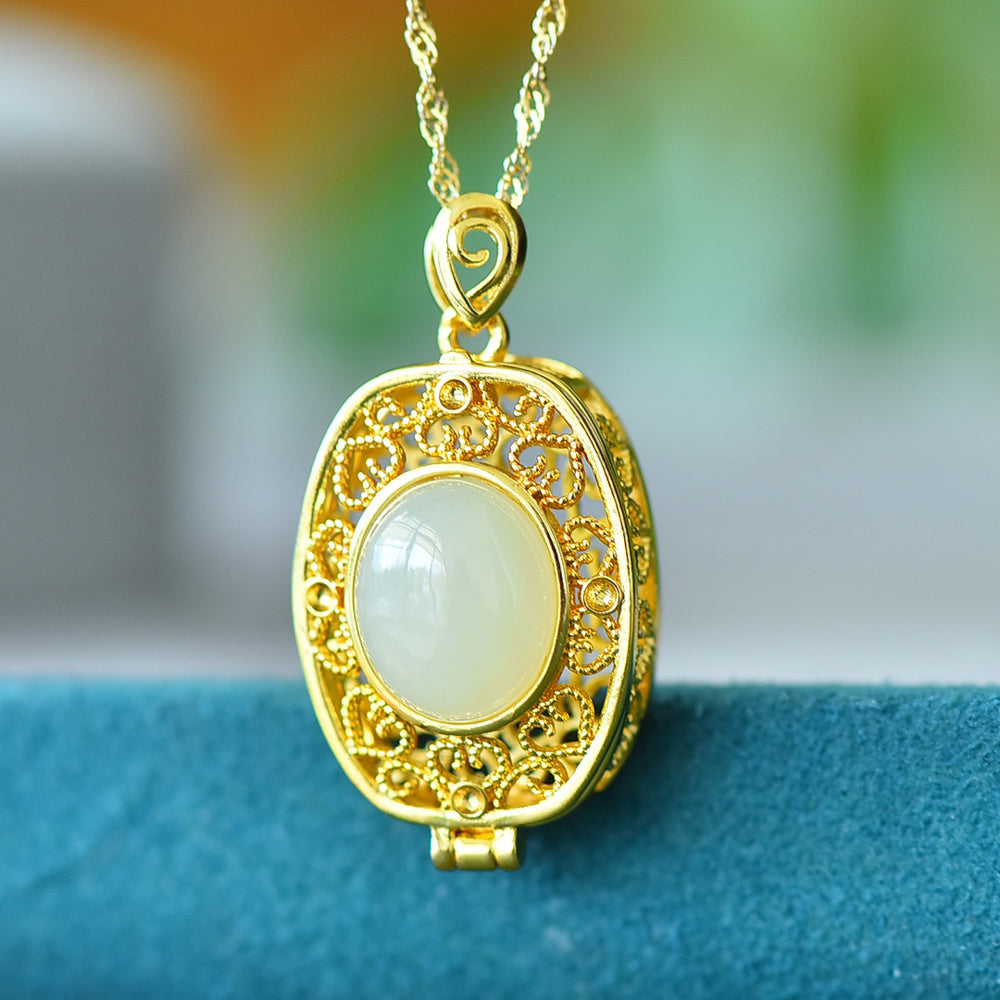Hetan Jade Square Hinged Sachet Pendant Necklace –Gold Openwork Scrollwork Design with Spiral Heart-Shaped Clasp (Classic Romantic Style)