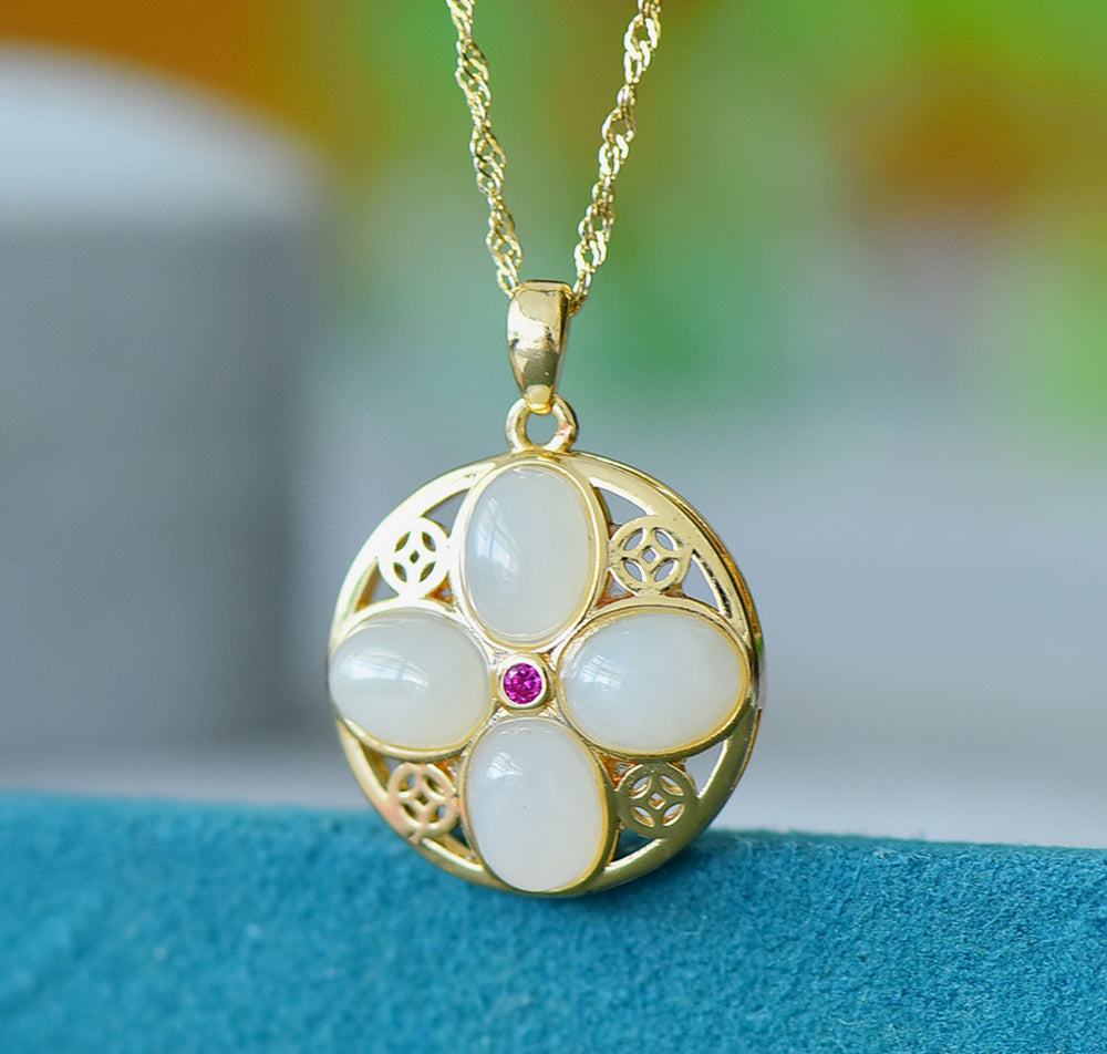 Hetian Jade Four-Petal Flower Pendant Necklace – A symbol of wholeness, auspiciousness, prosperity, and elegance. Comes with an exquisite gift box
