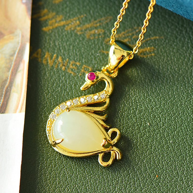 18K Gold Swan Necklace with Hetian Jade, Ruby, and Zircon – Suitable for Daily Wear, Dates, and Gifting