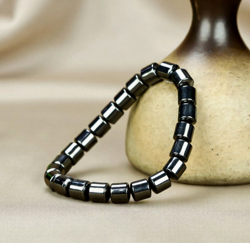 Black Terahertz Barrel Bead Elastic Bracelet – Natural metallic luster, magnetic therapy, health benefits, simple and rugged, suitable for both men and women.