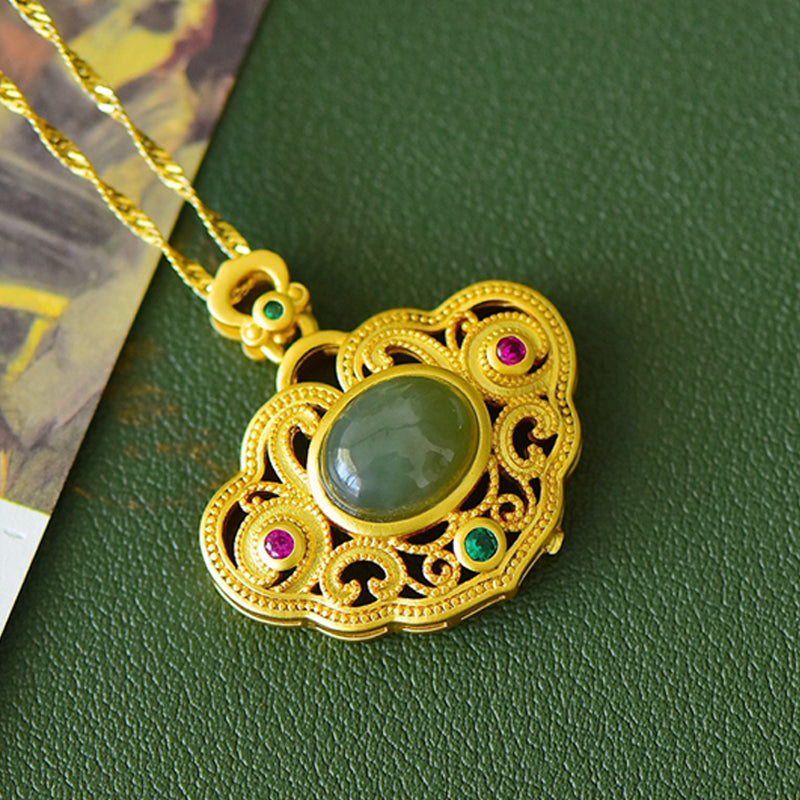 Court-style 18K openwork jade necklace / Suitable for everyday wear, banquets, and gifting