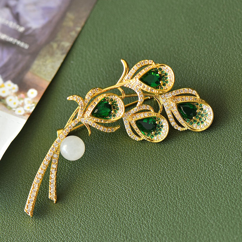Emerald Phoenix Feather Brooch | Zircon-Inlaid Hetian White Jade Gilded Peacock Corsage: Exuding Nobility and Luxury