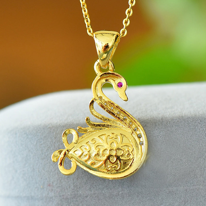 18K Gold Swan Necklace with Hetian Jade, Ruby, and Zircon – Suitable for Daily Wear, Dates, and Gifting