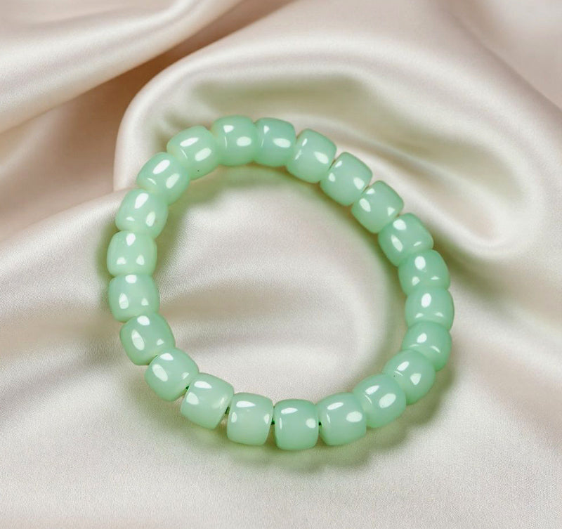 Mint Green Chalcedony Square Barrel Bead Elastic Bracelet – Fresh and even color, matte and warm texture, simple and elegant.
