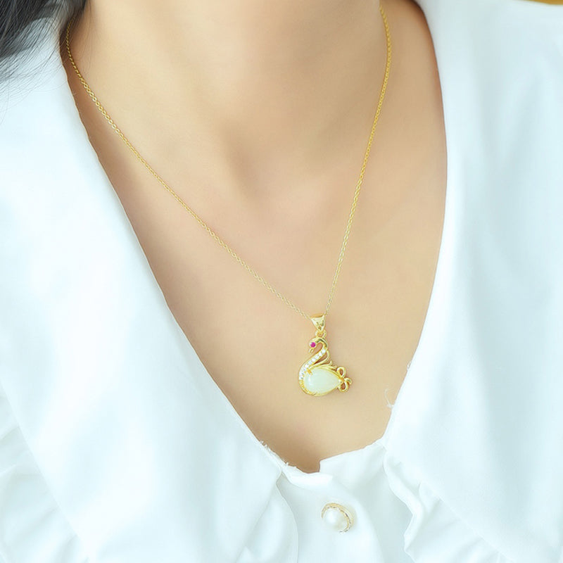 18K Gold Swan Necklace with Hetian Jade, Ruby, and Zircon – Suitable for Daily Wear, Dates, and Gifting