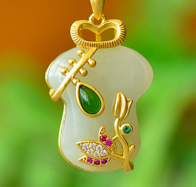 Hetian jade lotus-shaped gemstone pendant necklace – Hetian jade pendant brings happiness, good fortune, and auspiciousness. Creative auspicious gifts