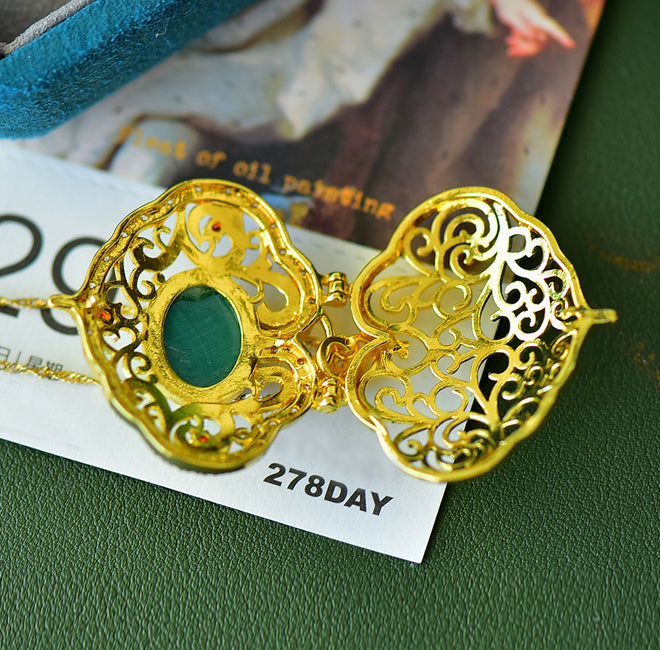 Malachite Necklace with Gold Openwork Scrollwork and Ornate Palace-Style Frame – Vibrant Green Natural Patterns, Opulent and Grand Style